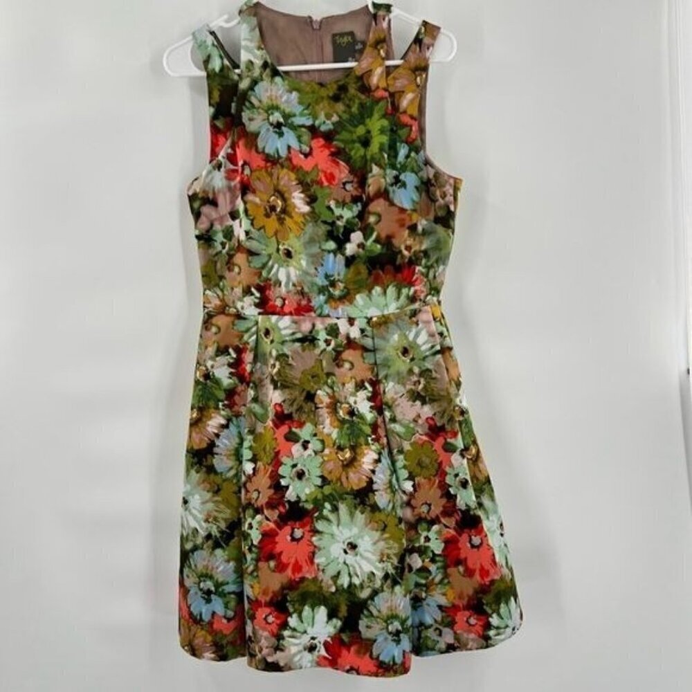 Taylor green yellow floral fit flare dress size 8 sleeveless